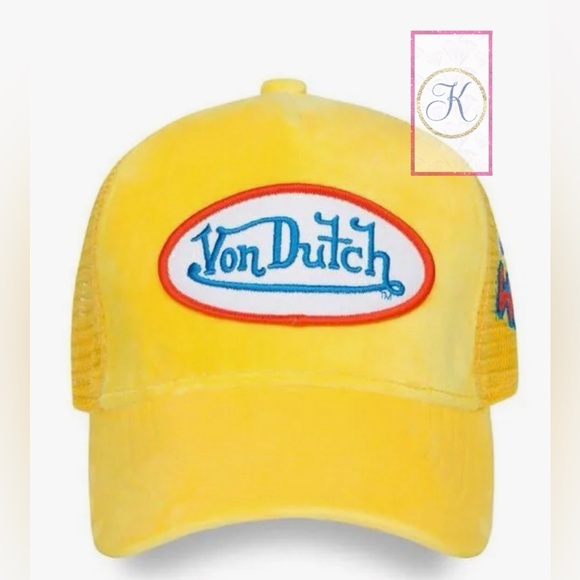 Von Dutch Yellow Velvet Hollywood Trucker| NWT World Famous Edition ❤️‍🔥 - Picture 1 of 4